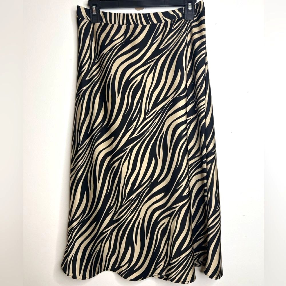 J. Crew Zebra print flowy Skirt silky stretchy waist sz S Lagenlook Classic Chic